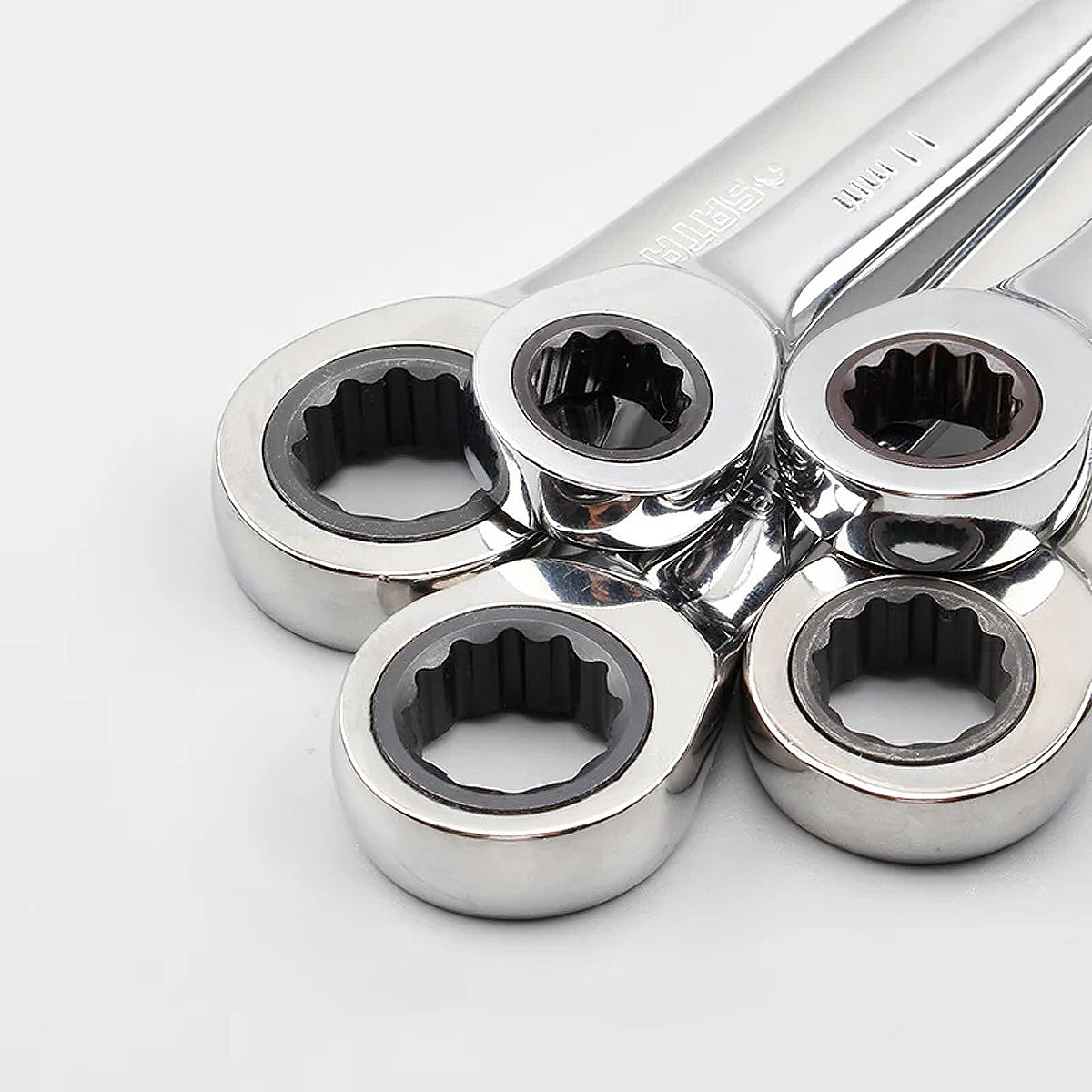 Cờ lê vòng miệng tự động, tay đòn X-Beam, hệ mét SATA kích thước từ 8mm - 19mm