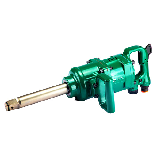 Máy siết bu lông khí nén SATA 01132 cốt 1 inch nòng dài 8 inch lực siết 2900Nm cho xe tải, máy công nghiệp nặng.