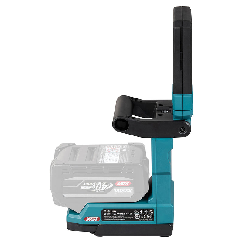 Đèn LED chiếu sáng, có đế từ Makita ML013G dùng Pin 40Vmax XGT