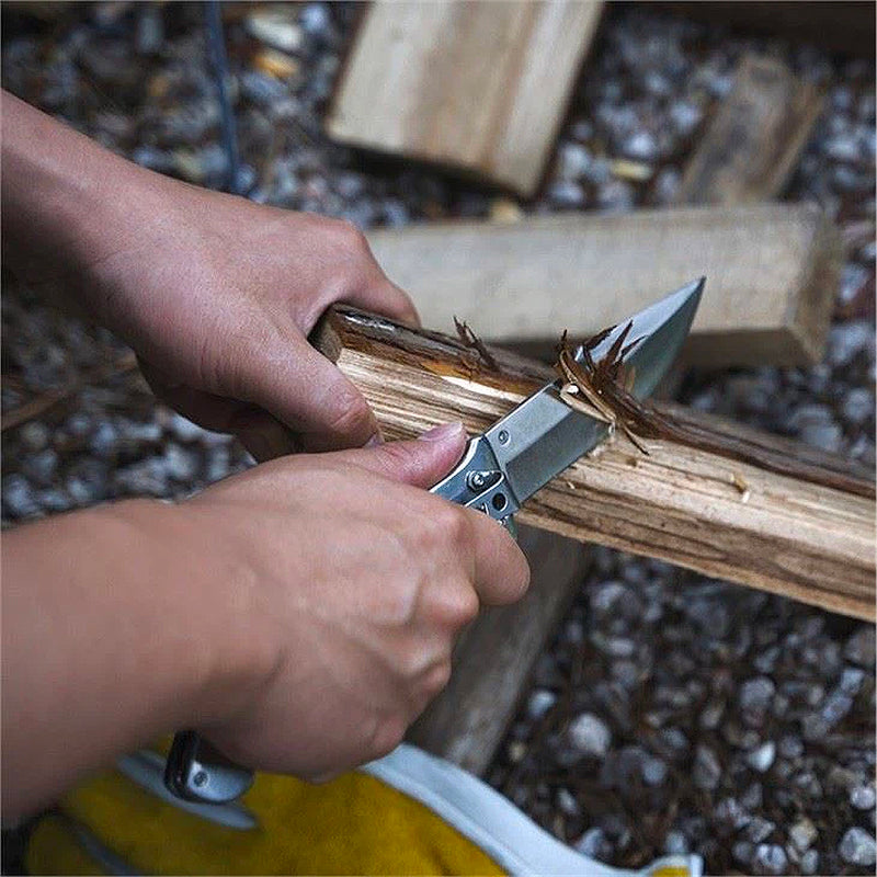 Dao gấp kiểu quân đội, thân bằng thép không gỉ, tay cầm ốp gỗ Workpro