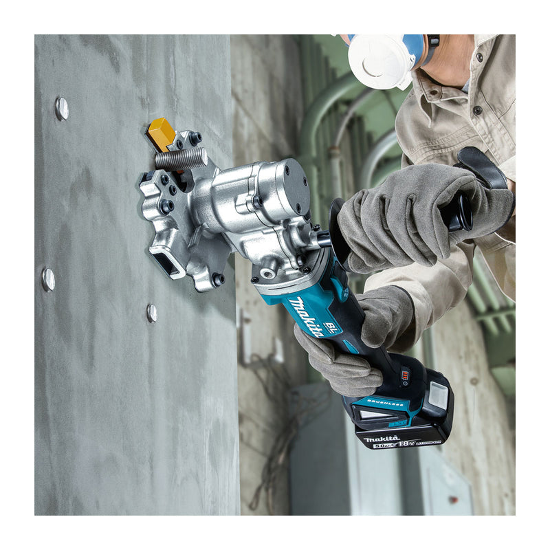 Máy cắt thép Makita DSC251 dùng Pin 18V LXT đường kính lưỡi 110mm, khả năng cắt từ 10mm - 25mm