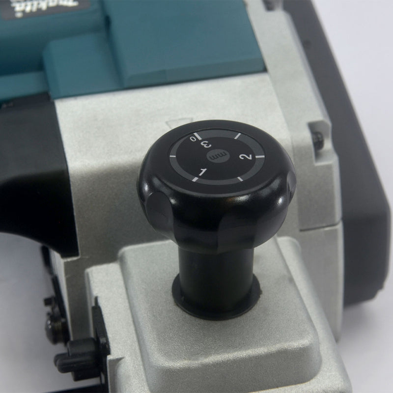Máy bào Makita M1100B (MT111) công suất 750W, bề rộng đường bào 82mm