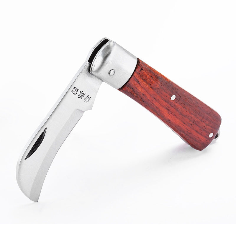 Dao rọc cáp điện lưỡi cong SATA 03110, lưỡi thép hợp kim Mangan, tay cầm gỗ hồng mộc, thiết kế gấp gọn.