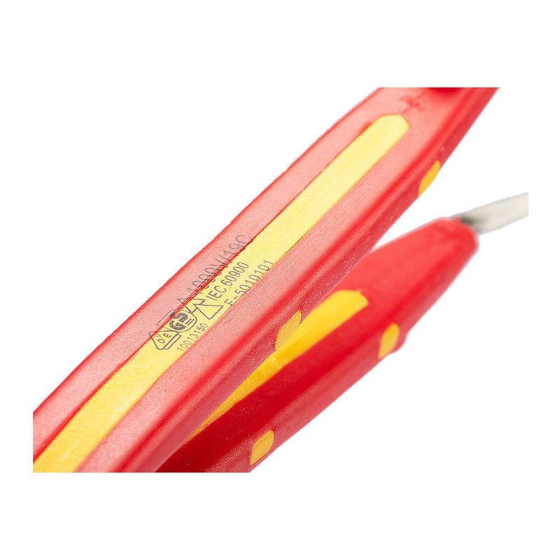 Nhíp gắp linh kiện điện tử mũi nhọn, đầu cong cách điện 1000V SATA 03183 chất liệu Inox