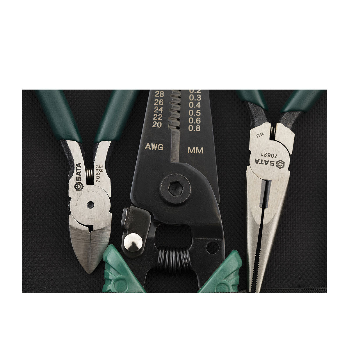 Bộ dụng cụ sửa chữa điện cơ bản, 9 chi tiết SATA 03750