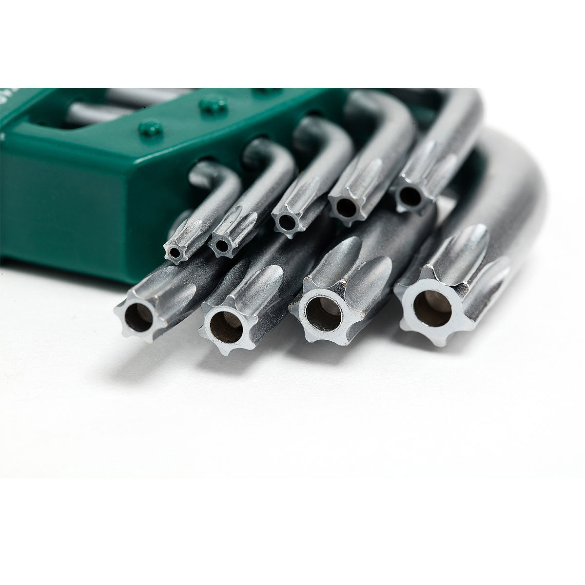 Bộ lục giác đầu sao có lỗ 9 chi tiết SATA 09702 kích thước từ T10 - T50