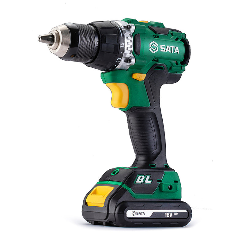 Máy khoan pin SATA 51011C 18V Brushless, đầu kẹp 13mm, 60Nm, 2 cấp tốc độ, tặng kèm pin 2.0Ah và sạc.