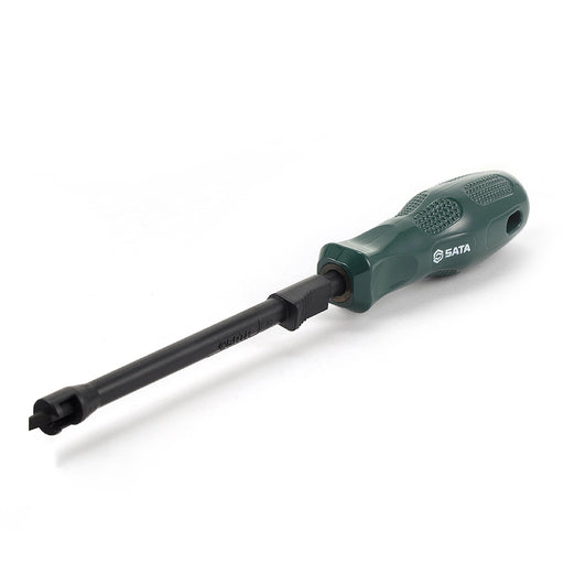 Tua vít dẹp SATA có rãnh giữ đầu vít, thân thép SVCM+, tay cầm chống va đập, kháng dầu.