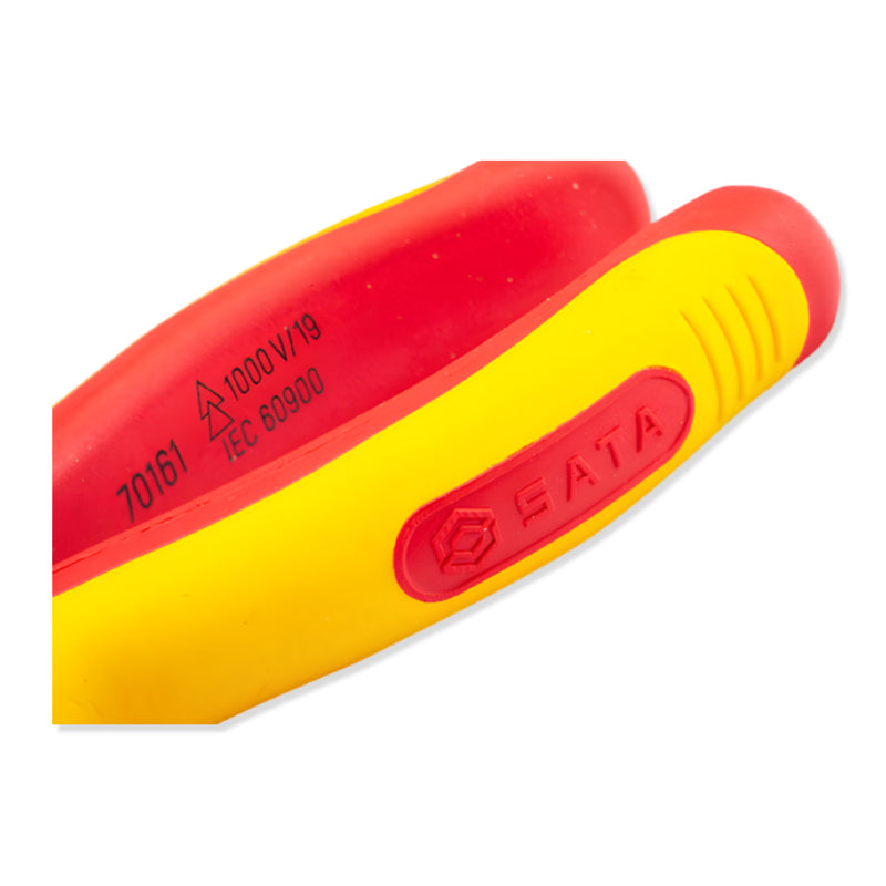 Kìm nhọn mũi tròn cách điện 1000V SATA 70161 kích thước 150mm