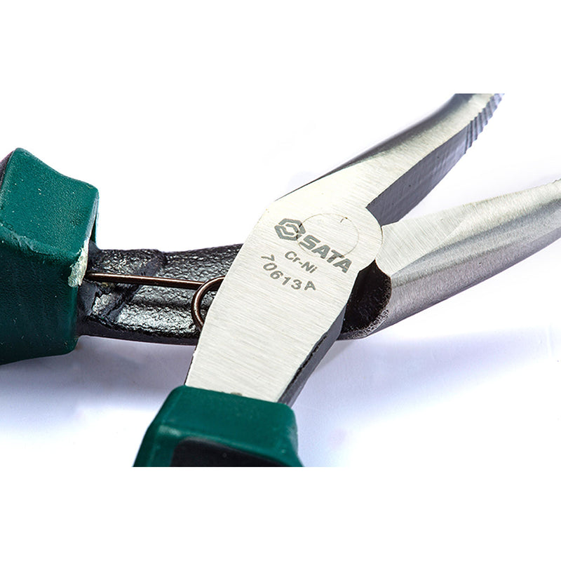 Kìm nhọn, mũi cong SATA 70613A kích thước 140mm