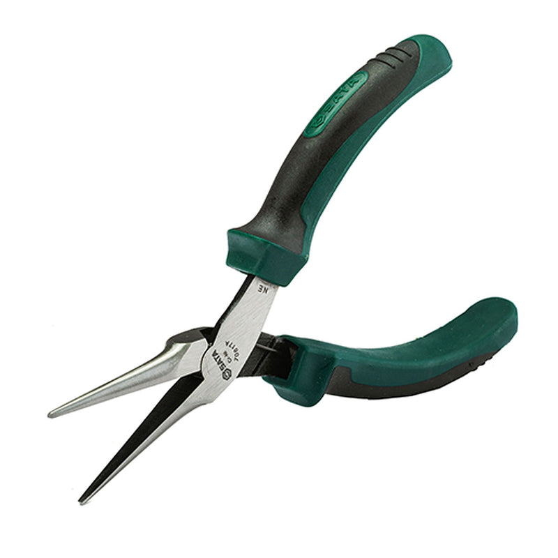 Kìm mũi nhọn mini SATA 70617A, kích thước 6 inch, chất liệu thép Cr-Ni, tay cầm nhựa TPR
