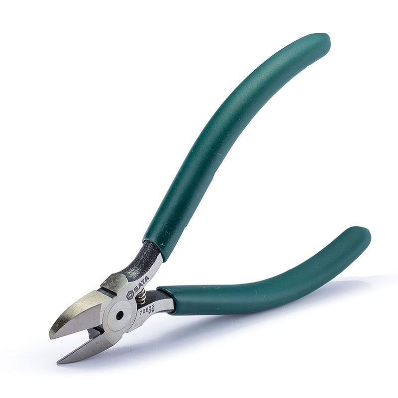 Kìm cắt điện tử SATA 70631 kích thước 4 inch, chất liệu thép Cr-V