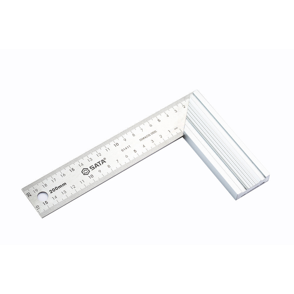 Thước ê ke, chất liệu Inox SATA thang đo từ 200mm - 300mm