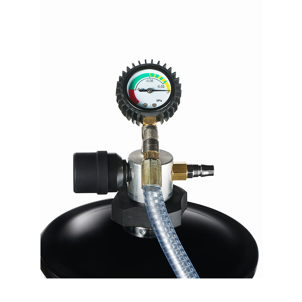 Máy thu dầu thừa, kèm cốc đo, dùng khí nén SATA AE5701A dung tích 70 Lít